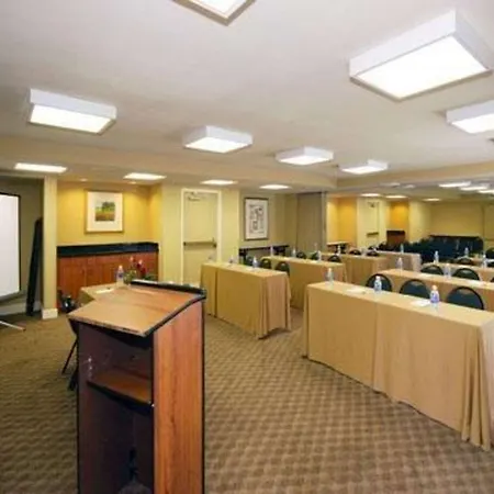 Quality Inn & Suites Nrg Park - Medical Center 