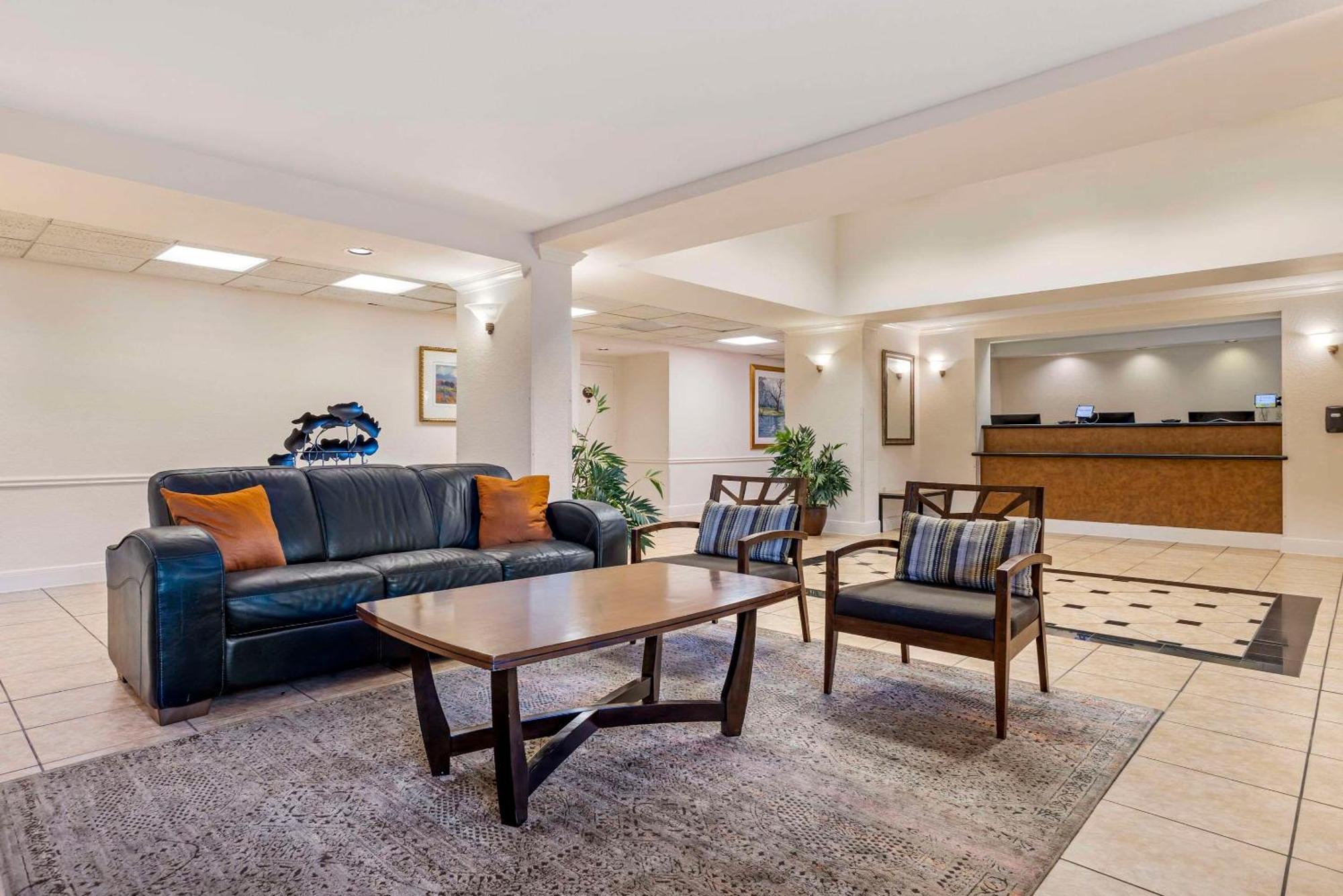Hotel Quality & Nrg Park - Medical Center 3*