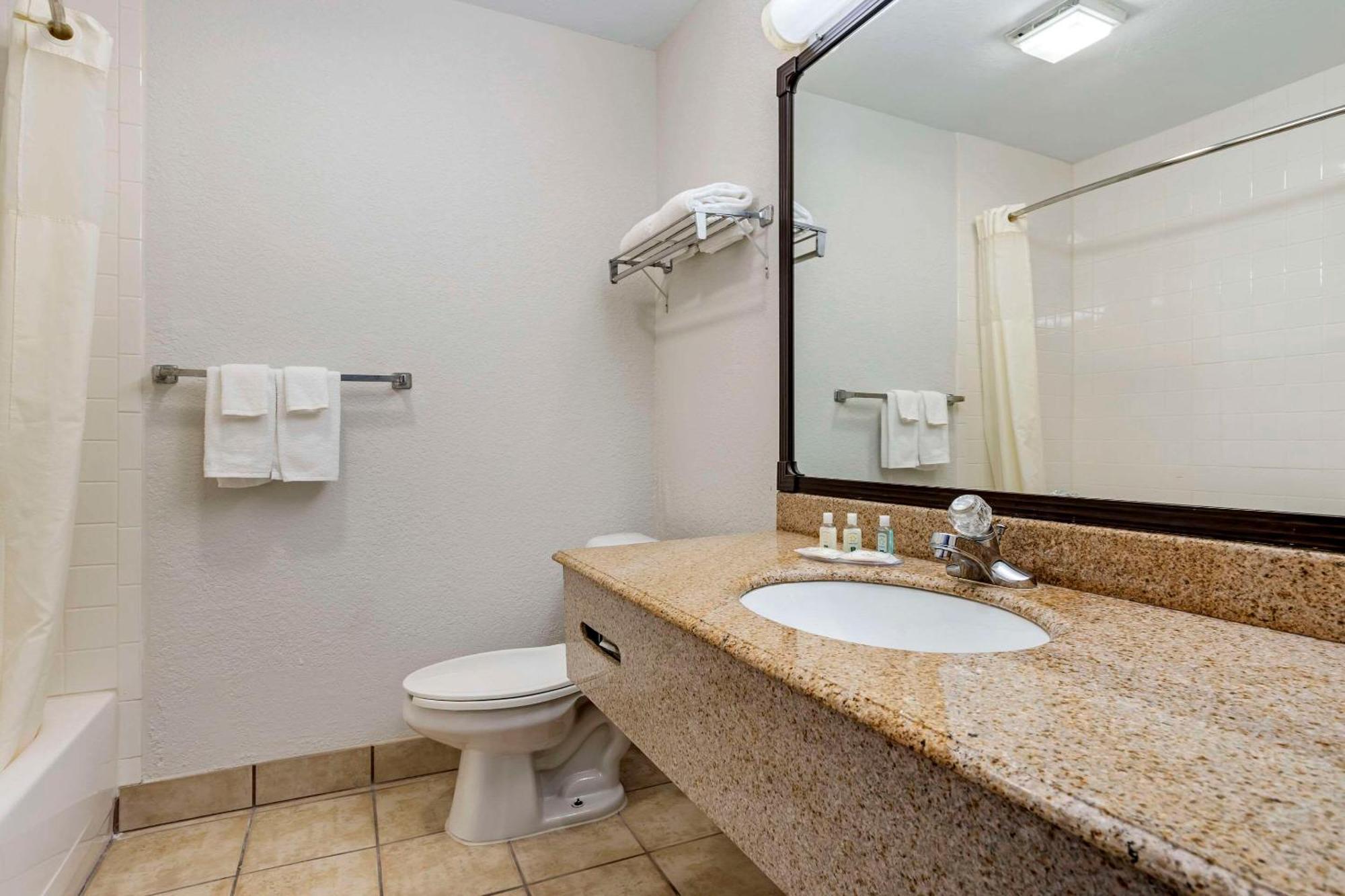 Quality & Nrg Park - Medical Center Hotel